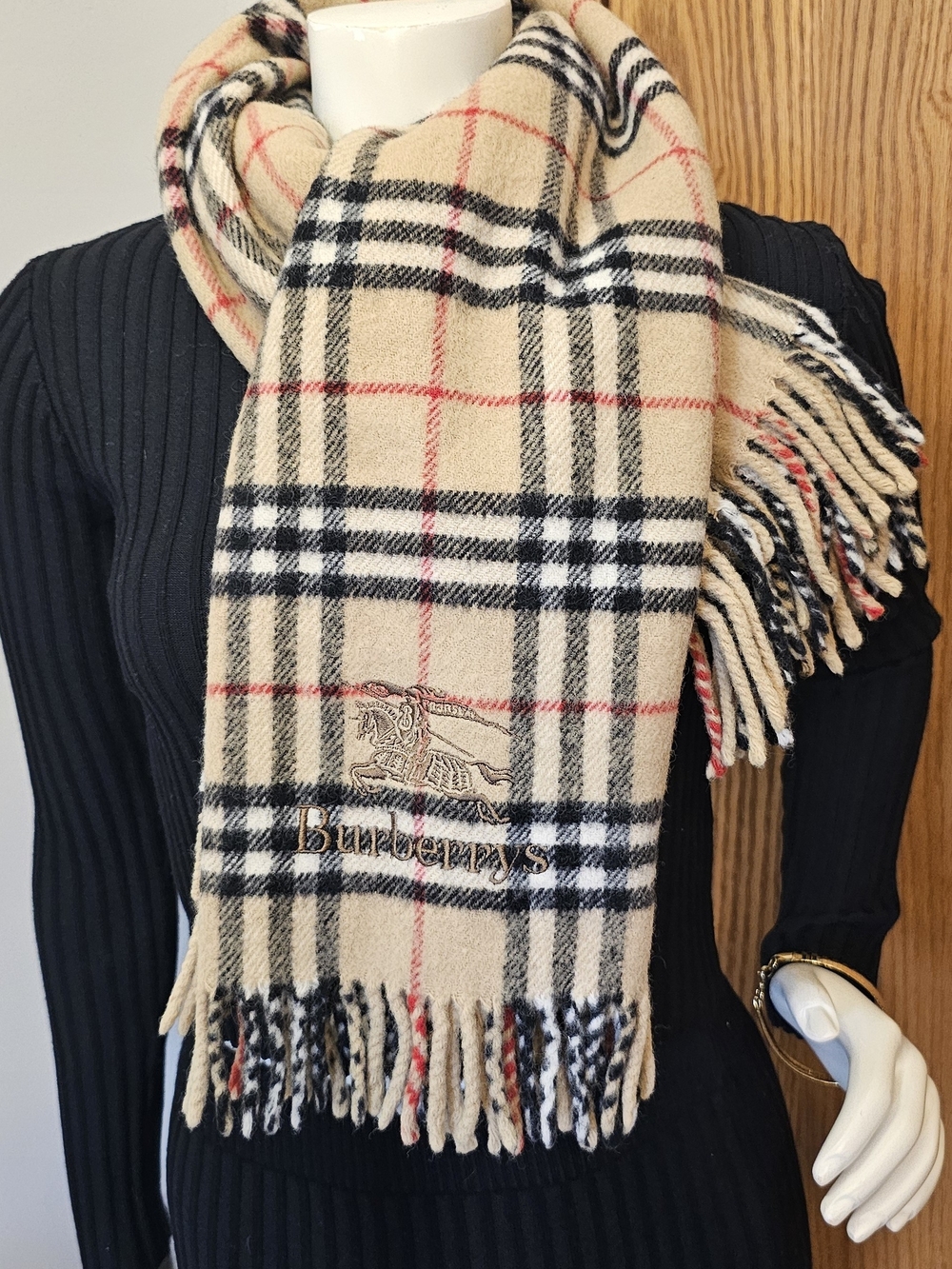 Burberry Beige Black Red Classic Check Wool Knee Scarf with Embroidered Logo